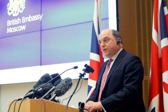 隨著俄羅斯烏克蘭危機加深 英國國防部長取消假期