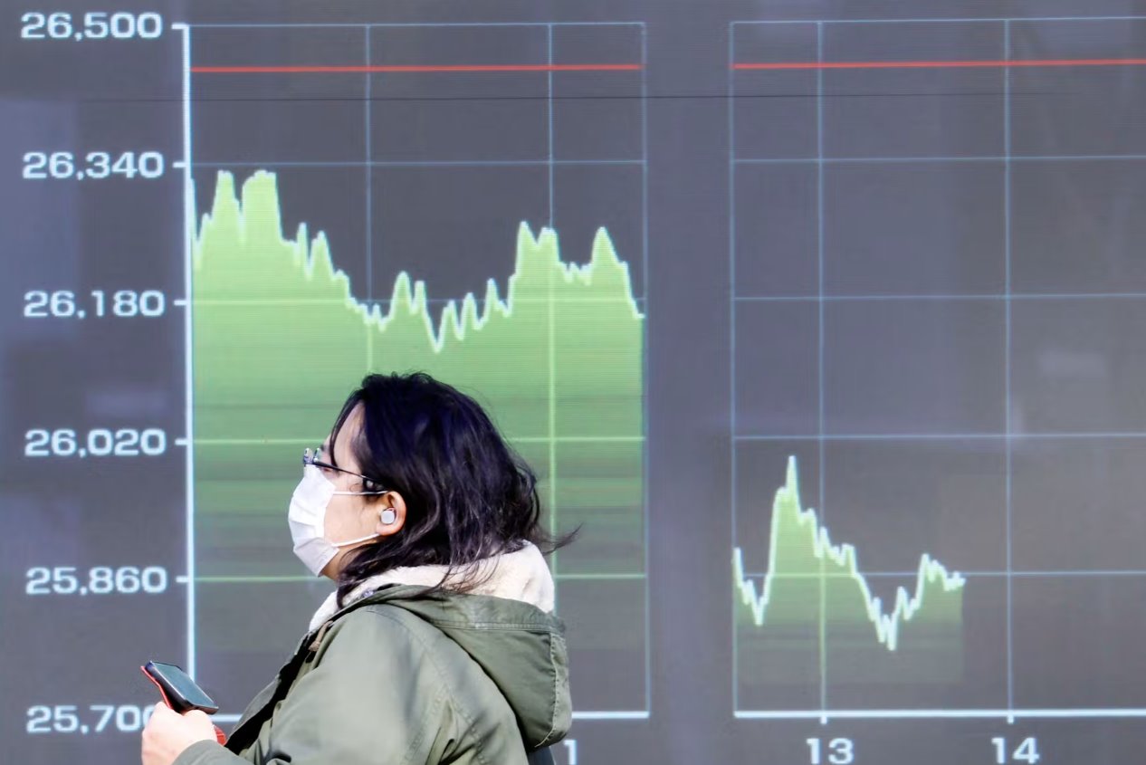 美國權(quán)衡儲(chǔ)備釋放，亞洲股市緩和油價(jià)下跌。