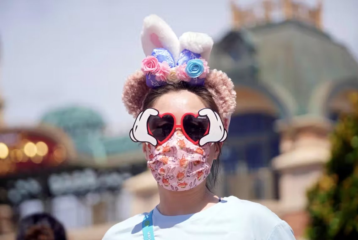 上海迪士尼樂(lè)園主題公園關(guān)閉三個(gè)月后重新開(kāi)放