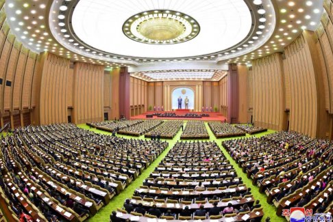 朝鮮議會開會努力建設“社會主義仙境”