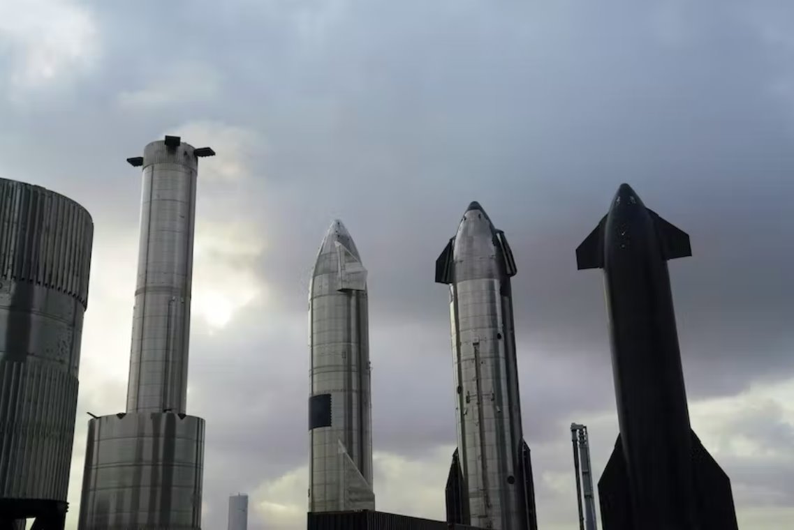 SpaceX將帶企業家丹尼斯·蒂托乘坐星際飛船繞月飛行