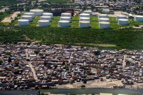 海地政府稱警方結束了在加油站的幫派封鎖