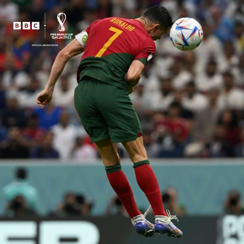 C羅碰到球了嗎 葡萄牙2-0烏拉圭第一個進球C羅沒頂到球