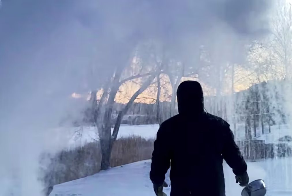 美國“炸彈旋風”逼近 深度凍結席卷美國