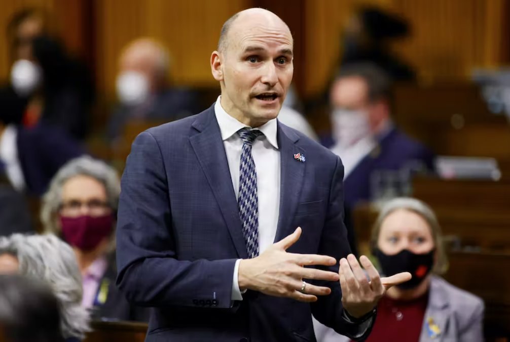 加拿大采取措施限制研究經費以保護知識產權