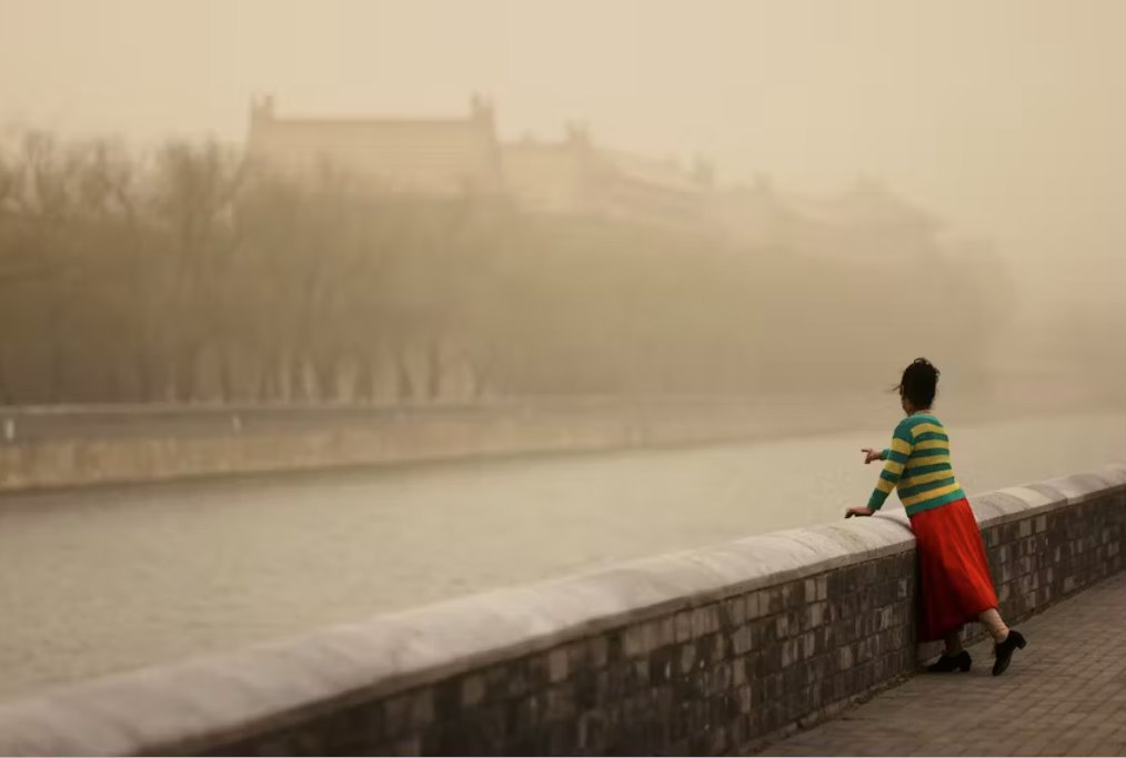 沙塵暴、危險污染重回北京