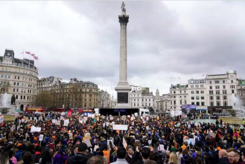 英格蘭初級醫生計劃舉行更多罷工以爭取更高的薪水