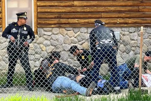 新墨西哥州幫派槍戰