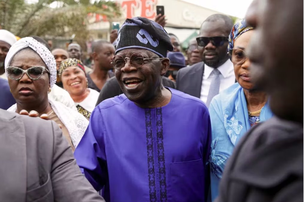 博拉&middot;廷努布 (Bola Tinubu) 將宣誓就任尼日利亞總統
