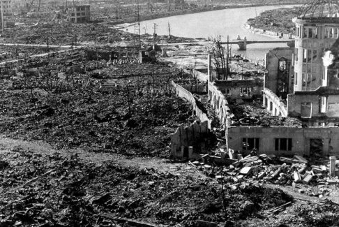 廣島日：美國原子彈焚毀日本城市