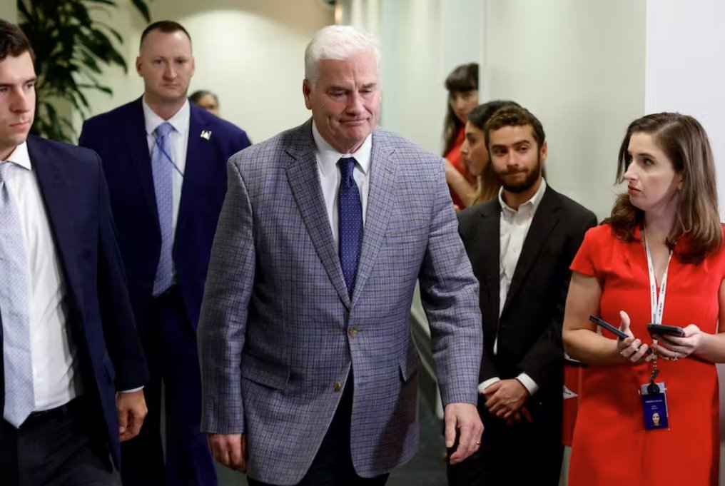 美國國會通過權宜法案避免政府關門