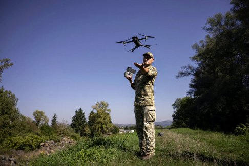 烏克蘭戰(zhàn)爭(zhēng)消耗彈藥庫(kù)和西方援助 烏克蘭已不堪重負(fù)