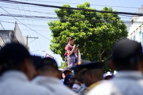 危地馬拉國會在陷入困境的過渡時期剝奪選舉法官的