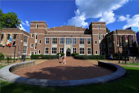 美國大學(xué)以1.66億美元和解財(cái)政援助反壟斷訴訟