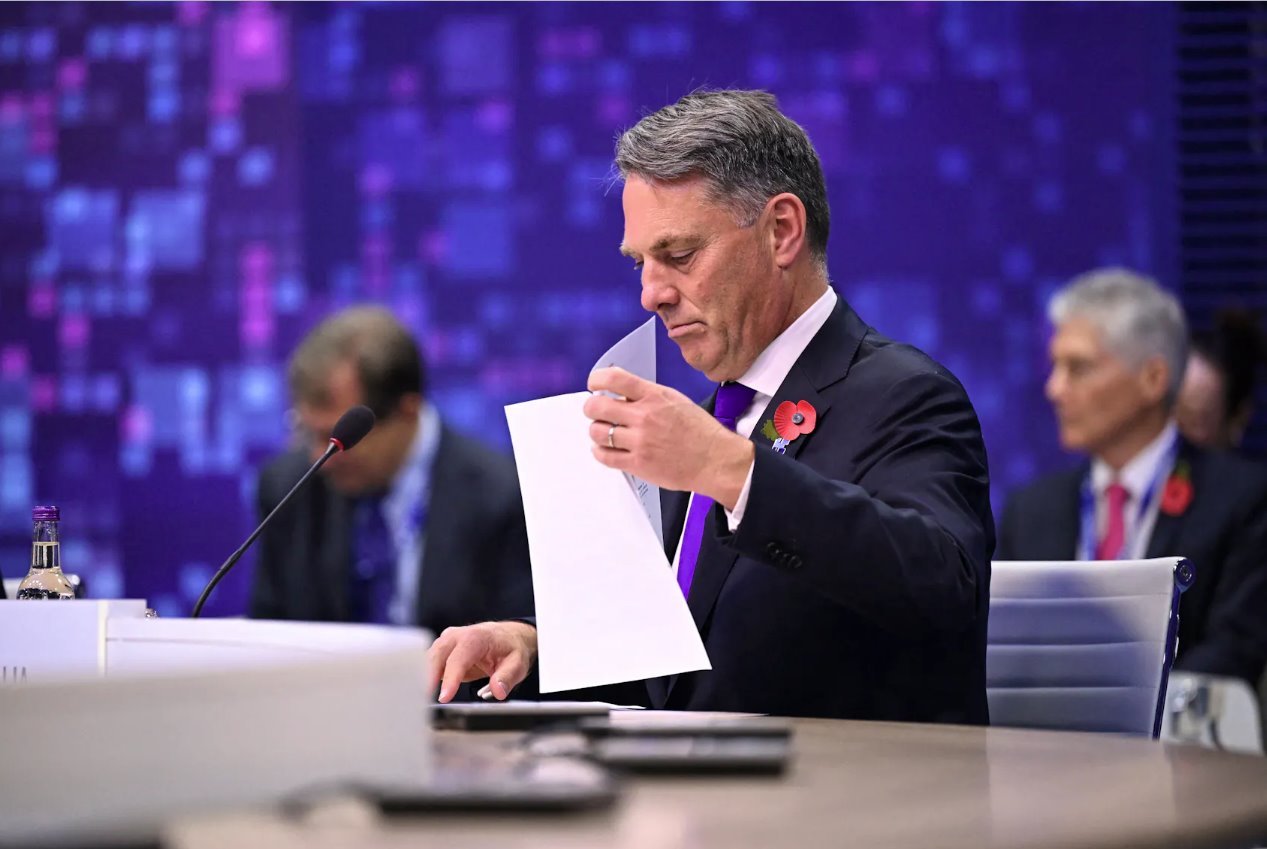 澳大利亞副總理兼國防部長RichardMarles出席2023年11月2日在英國布萊切利公園舉行的英國人工智能(AI)安全峰會第二天。