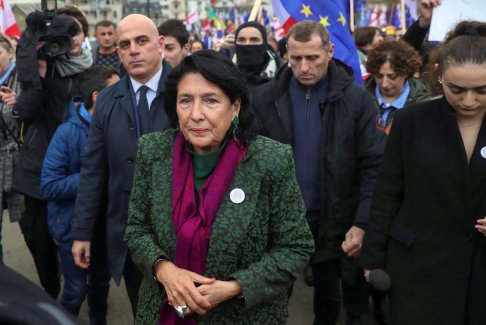 格魯吉亞執政黨在十月大選前對選舉委員會的影響力