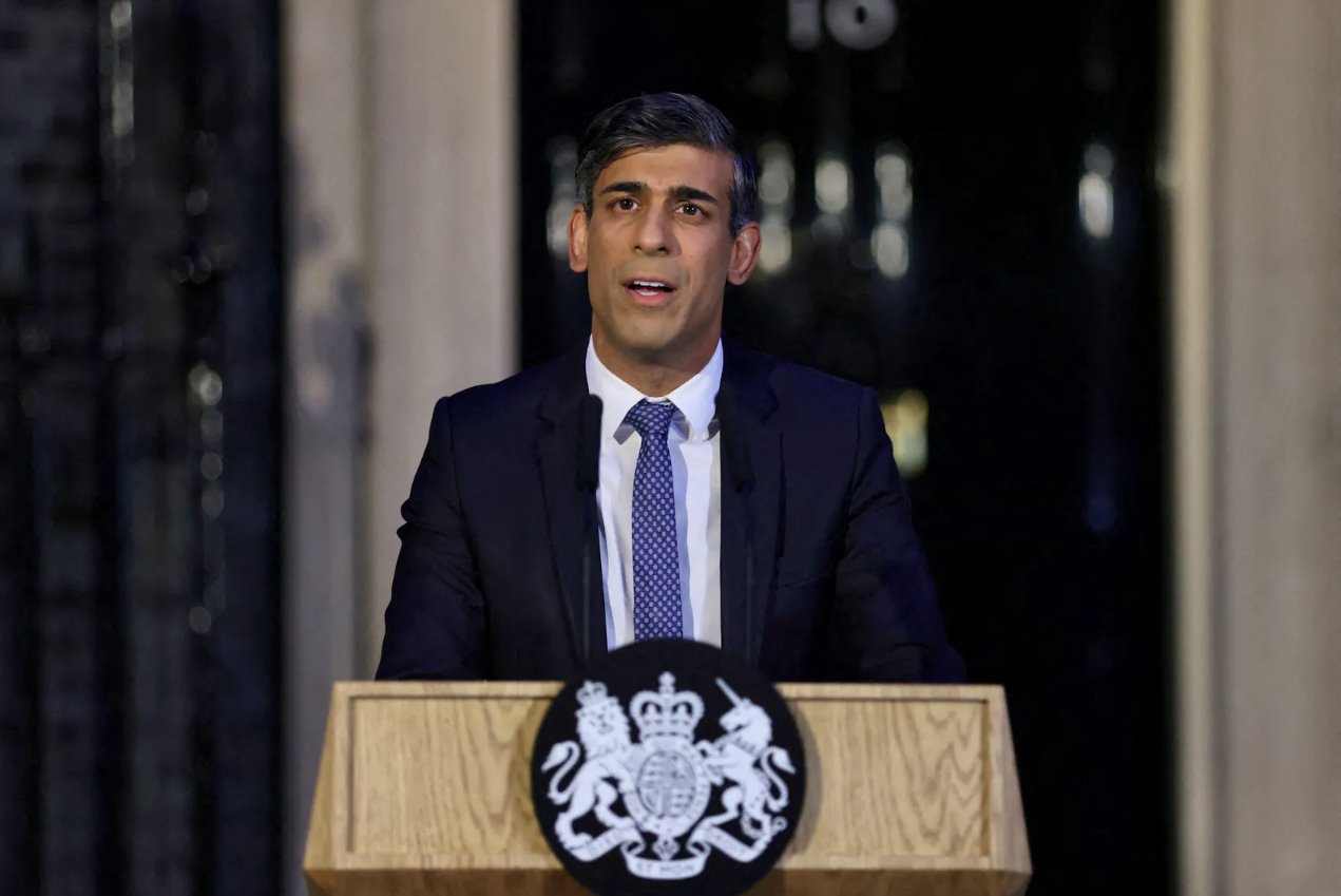 英國首相里希&middot;蘇納克于2024年3月1日在英國倫敦唐寧街10號外發表講話。