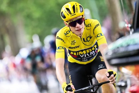 文加德衛(wèi)冕環(huán)法自行車賽冠軍