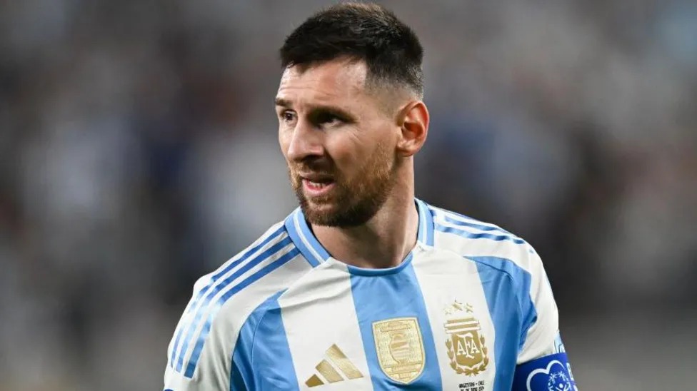 萊昂內爾&middot;梅西(LionelMessi)以106個進球成為男子國際足球歷史上第三高得分手