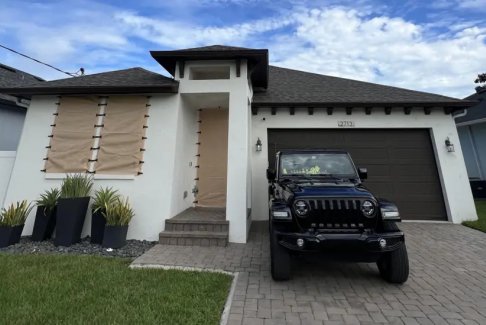 佛羅里達州市民記錄了颶風20個小時的歷程