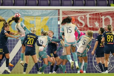 歐洲女子冠軍聯(lián)賽小組賽D組圣珀爾滕2-3曼城