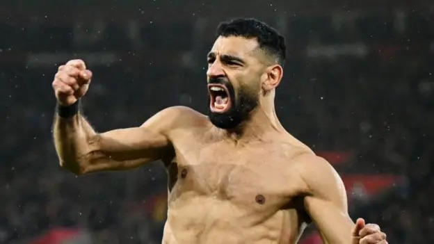 穆罕默德·薩拉赫慶祝利物浦對陣南安普頓的第三個進球