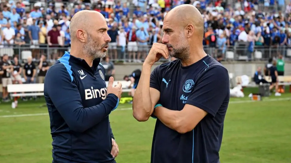 恩佐·馬雷斯卡與瓜迪奧拉交談