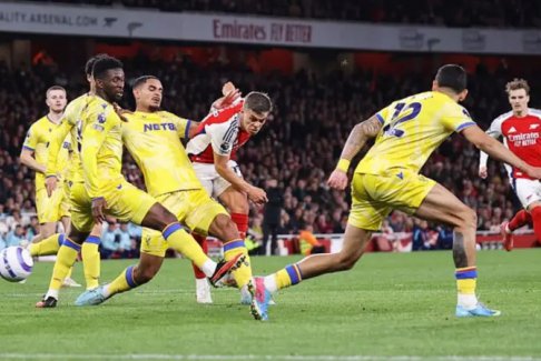 英超聯賽阿森納2-2水晶宮