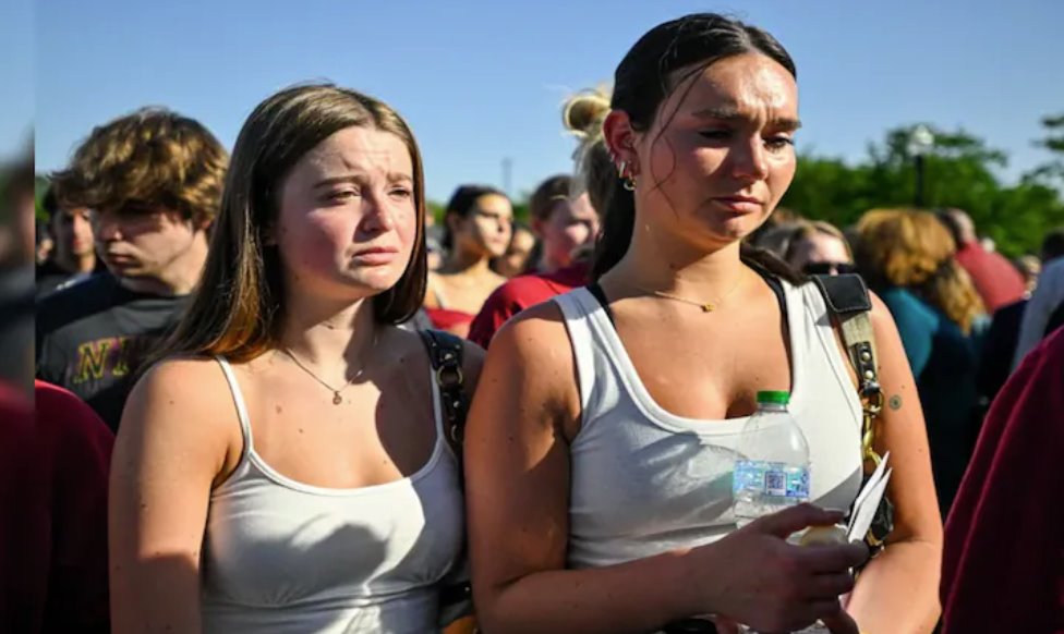 佛羅里達州大規模槍擊事件已造成兩人死亡，五人受傷。