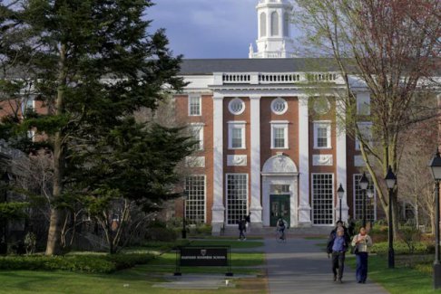 特朗普政府禁止哈佛大學招收國際生 現有外國學生必