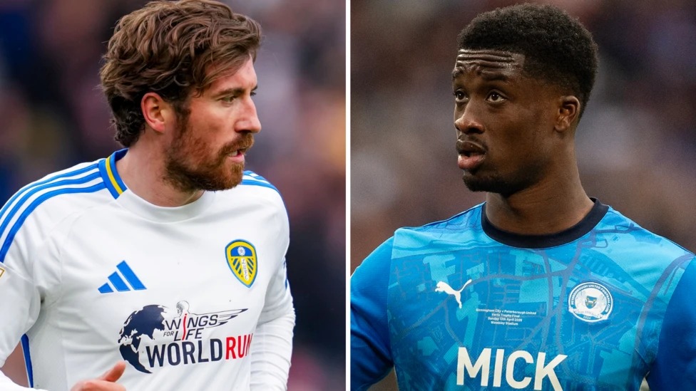 喬&middot;羅斯韋爾身著利茲聯隊球衣，埃馬紐埃爾&middot;費爾南德斯身著彼得堡聯隊球衣