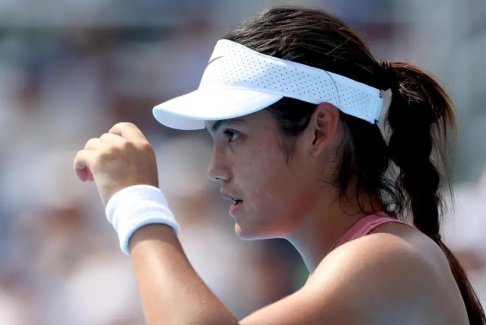 拉杜卡努重回最佳狀態 被衛冕冠軍薩巴倫卡擊敗