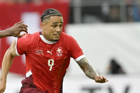 利茲聯(lián)簽下奧卡福打破英超聯(lián)賽紀(jì)錄