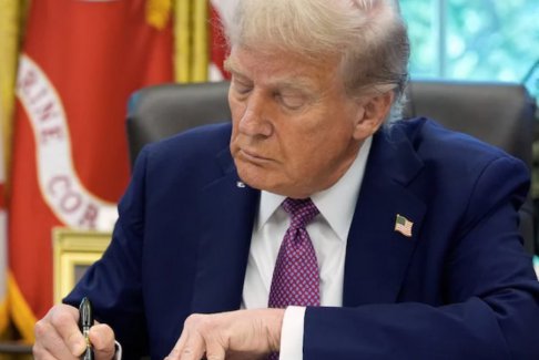 特朗普如何利用政府武器來解決個人恩怨