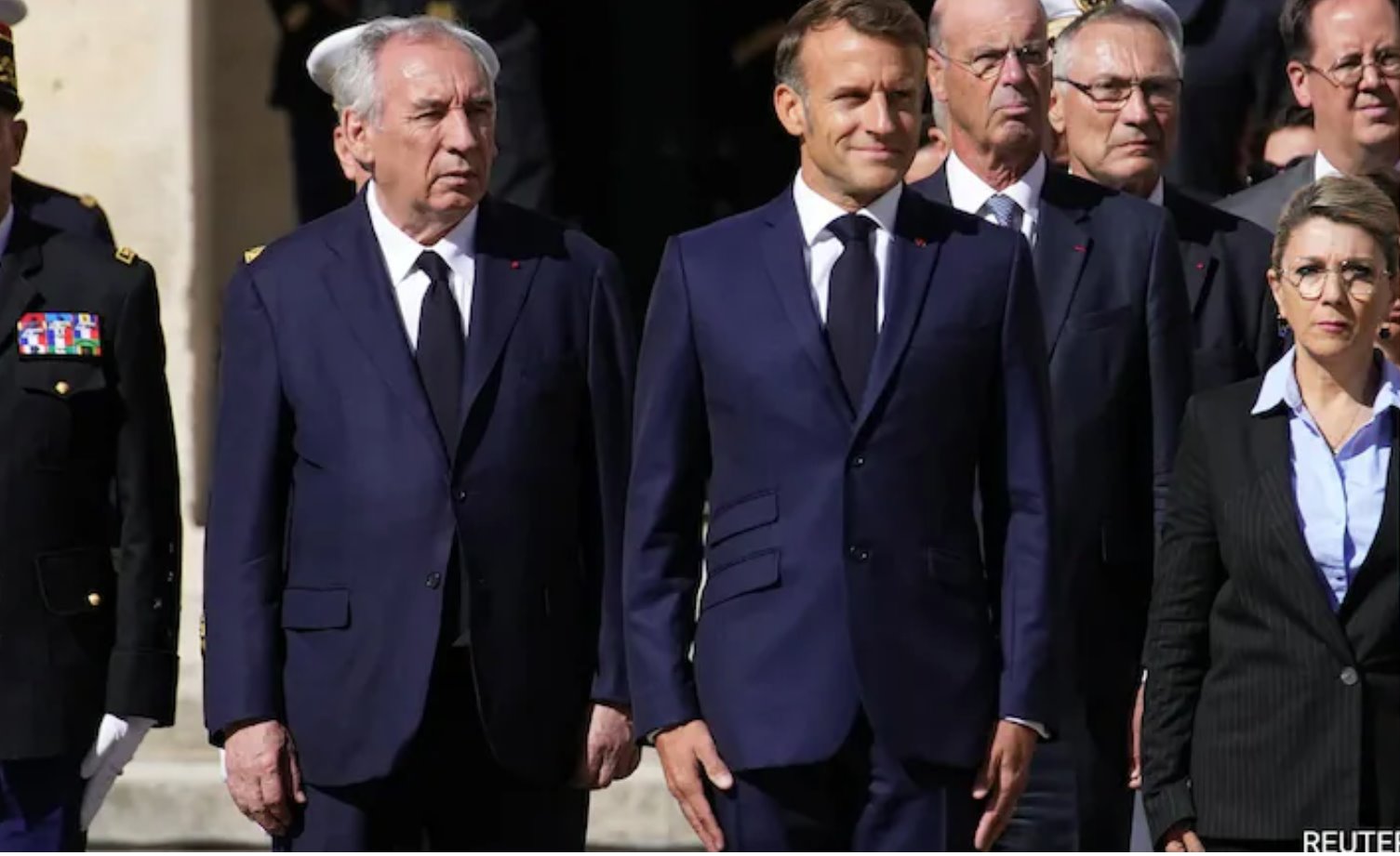 反對派呼吁舉行新的立法選舉,但據說馬克龍不愿意