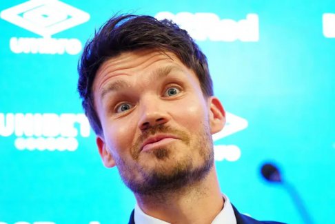 流浪者隊主教練丹尼·羅爾接了一個爛攤子