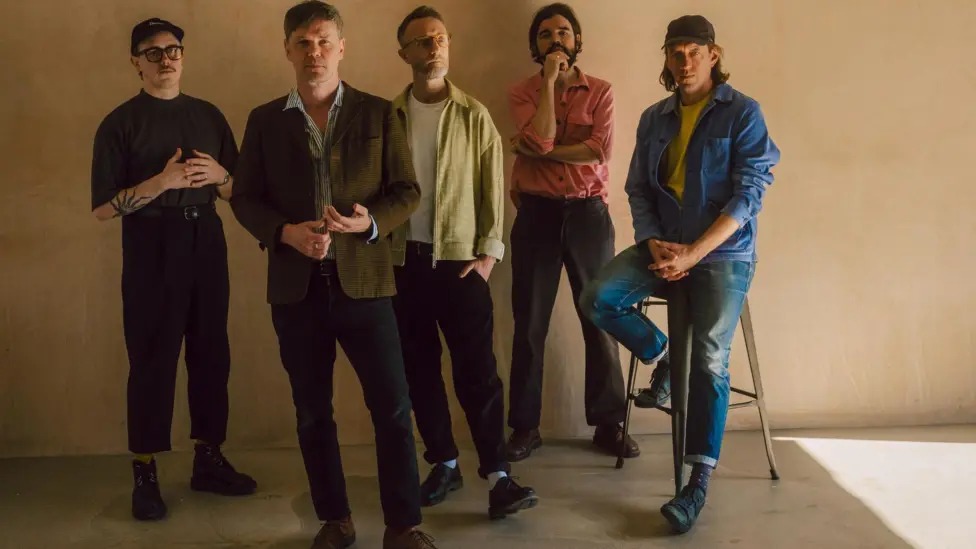 Idlewild的新同名專輯于周五發行，他們將于十月份在英國巡演。