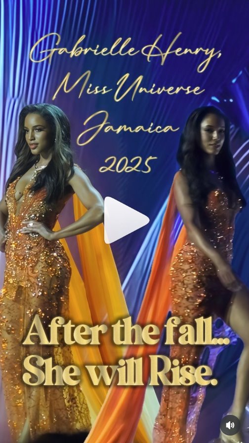 牙買(mǎi)加小姐在環(huán)球小姐走秀時(shí)從舞臺(tái)上摔落，被擔(dān)架抬走。